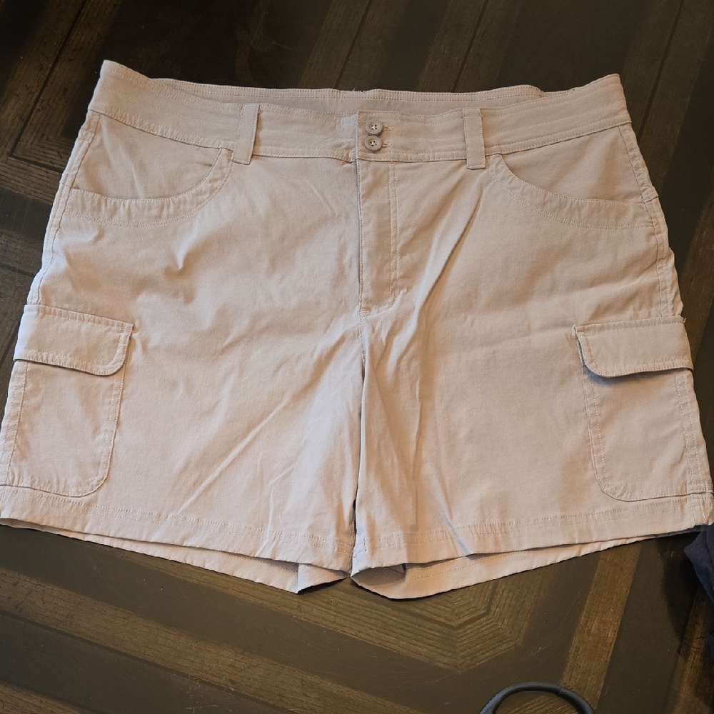 🤎 Eddie Bauer Women’s Taupe Trail Cargo Shorts | Size 16 | Lightweight